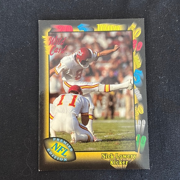 4 MINT KANSAS CHIEF DERRICK THOMAS LB and Nick Lowery Kicker set - Picture 2 of 7